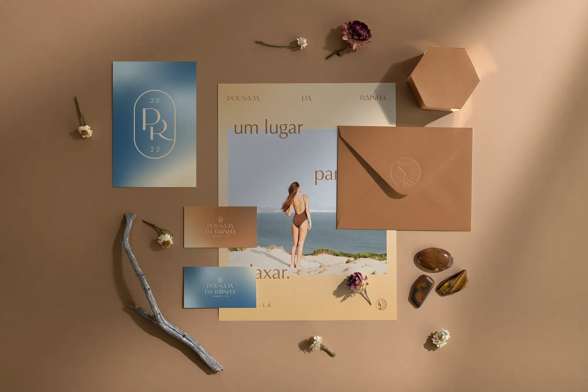 Aplicação da identidade visual da Pousada da Rainha, imagem 2.