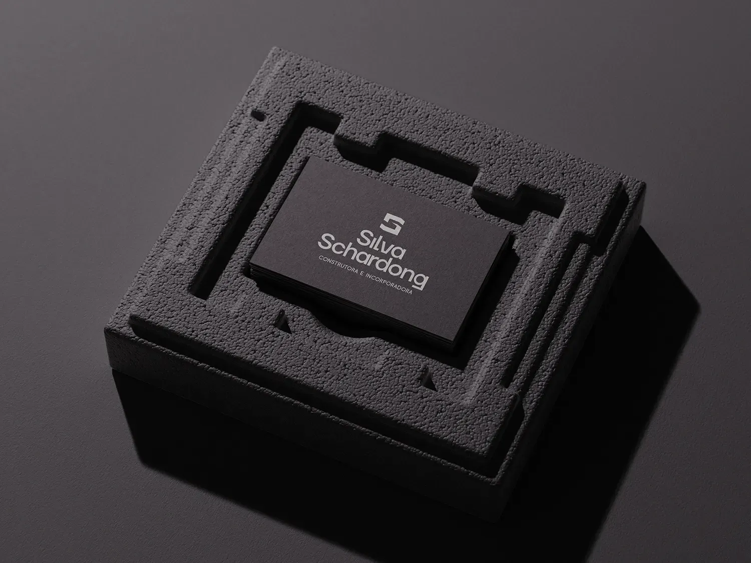 Silva Schardong visual identity applied, image 5.