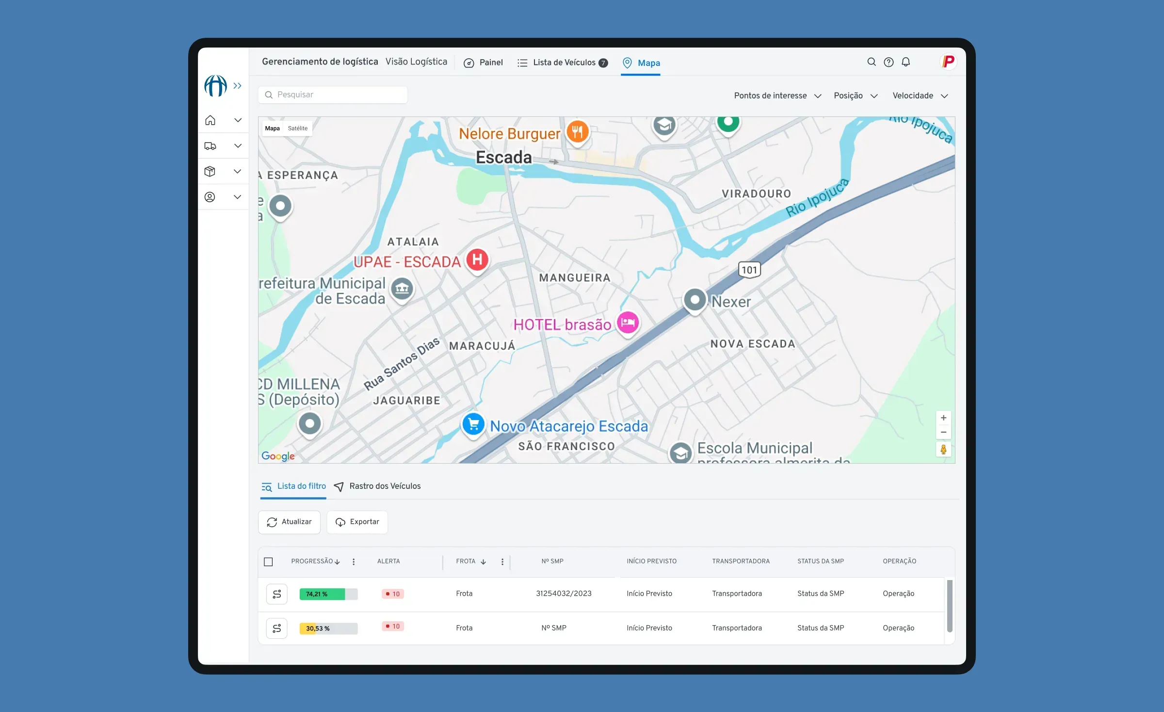Monitoring screen with a map and the route of a vehicle in transit.
